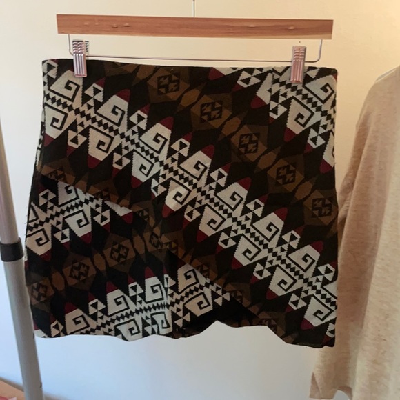 Zara Dresses & Skirts - Zara Mini Skirt